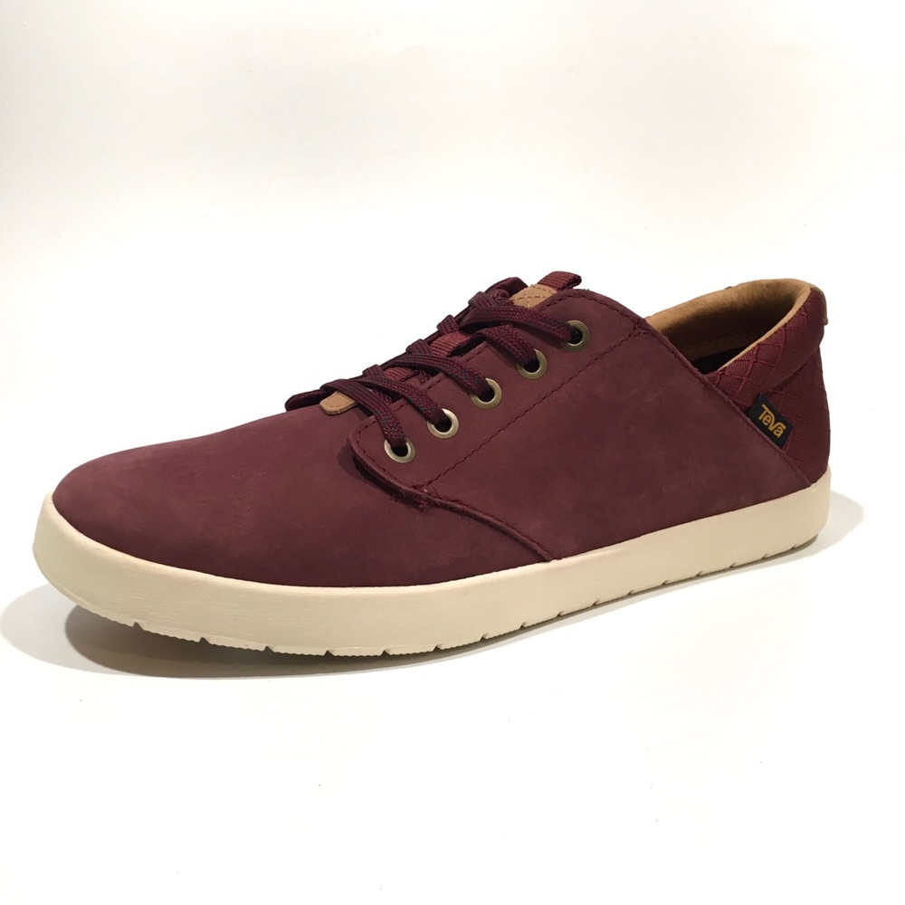 TEVA STERLING LACE-UP LEATHER SNEAKERS -BURGUNDY -MEN’S US 9 -NEW